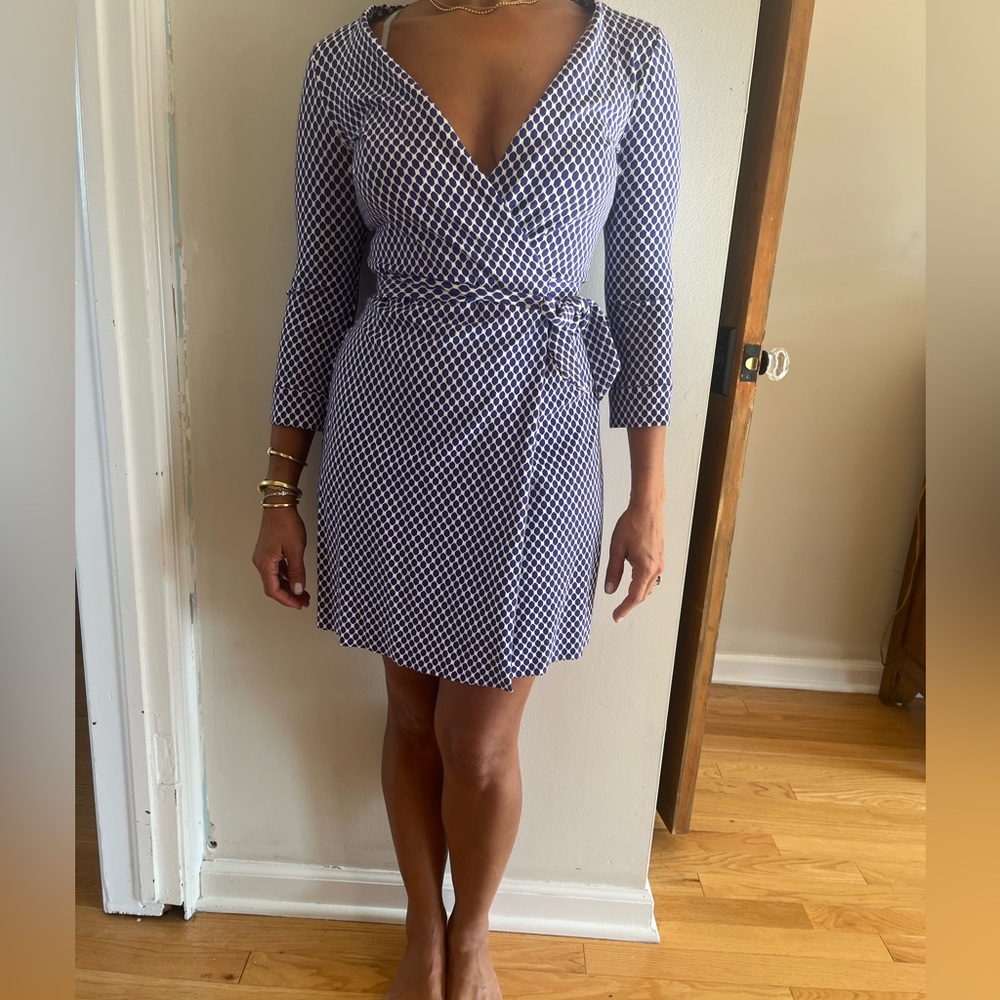 Diane von Fursteinberg wrap dress size 4